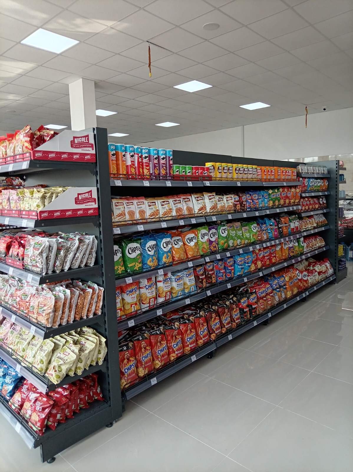 Nicoll-Market8-14