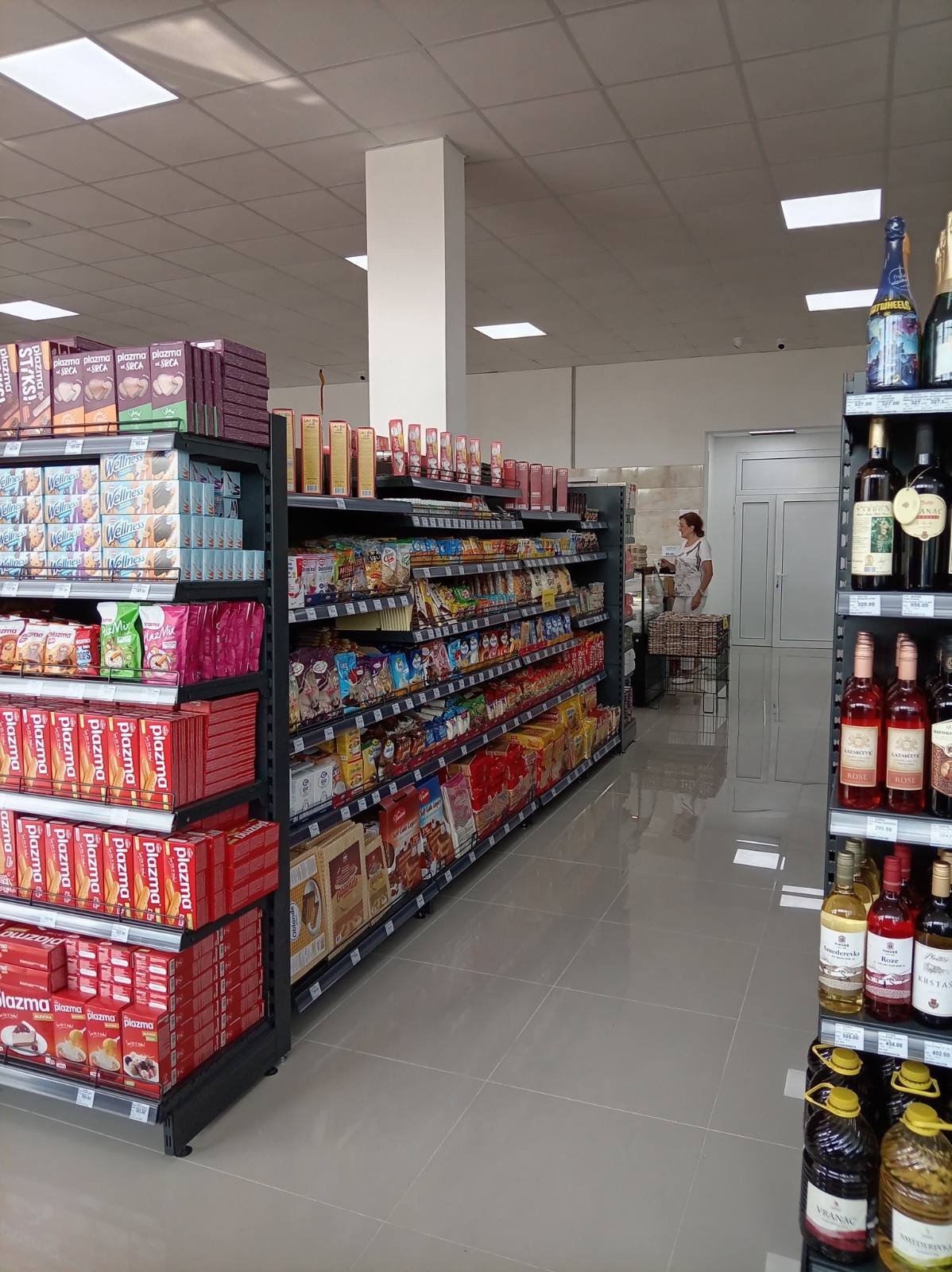 Nicoll-Market8-24